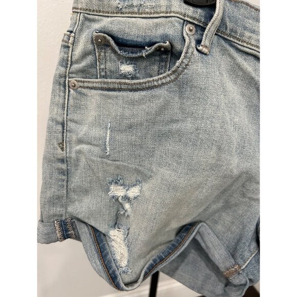 Gap 1969 Women's Distressed Denim Shorts Size 33 Light Wash - Picture 4 of 8